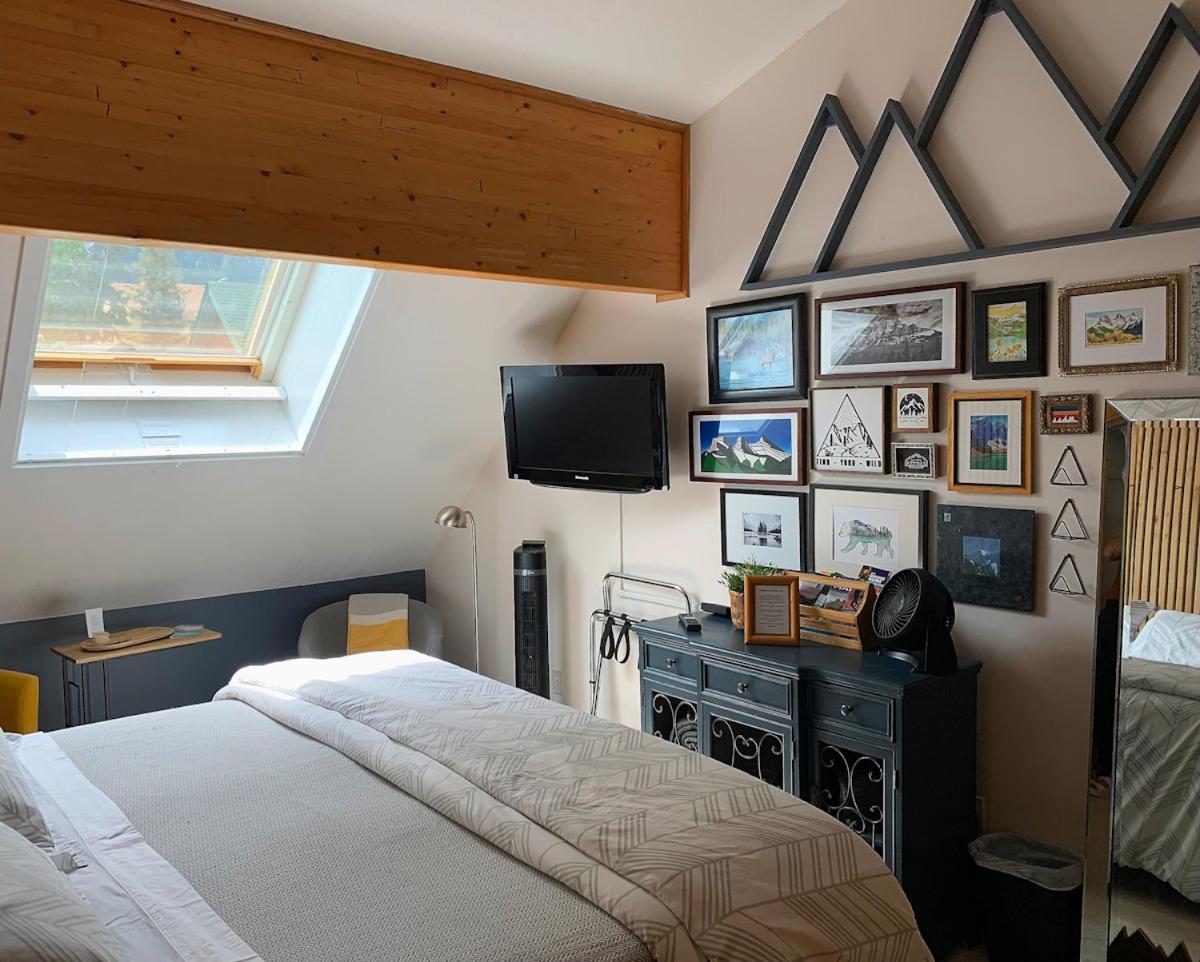 Ambleside Lodge Bed & Breakfast Canmore Exterior foto